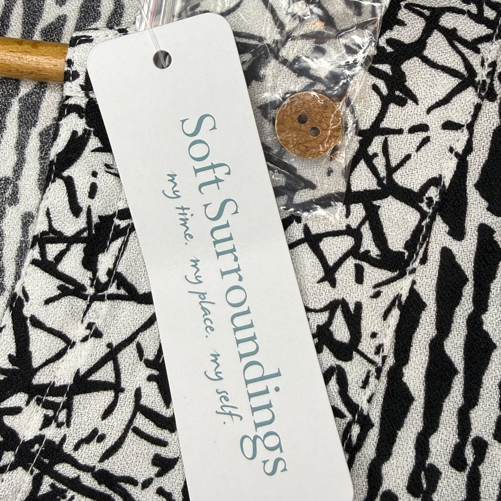 Soft Surroundings Black & White‎ Mixed-Print V-Neck Tunic - Picture 6 of 11